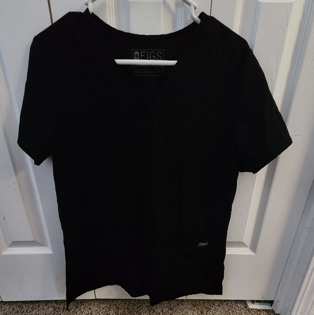 Figs Black Scrub Top